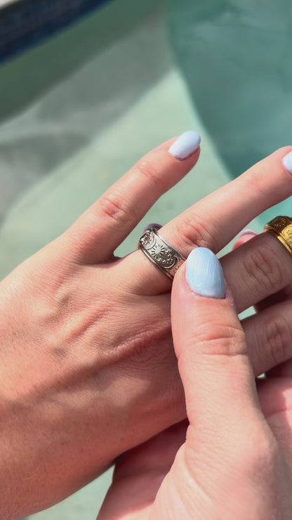 Dusk Ring